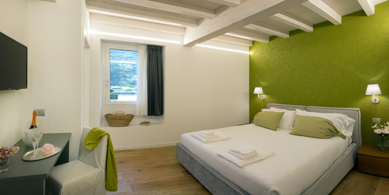 Bed and Breakfast Manzoni 124 Bed&Relax Esine Exterior foto